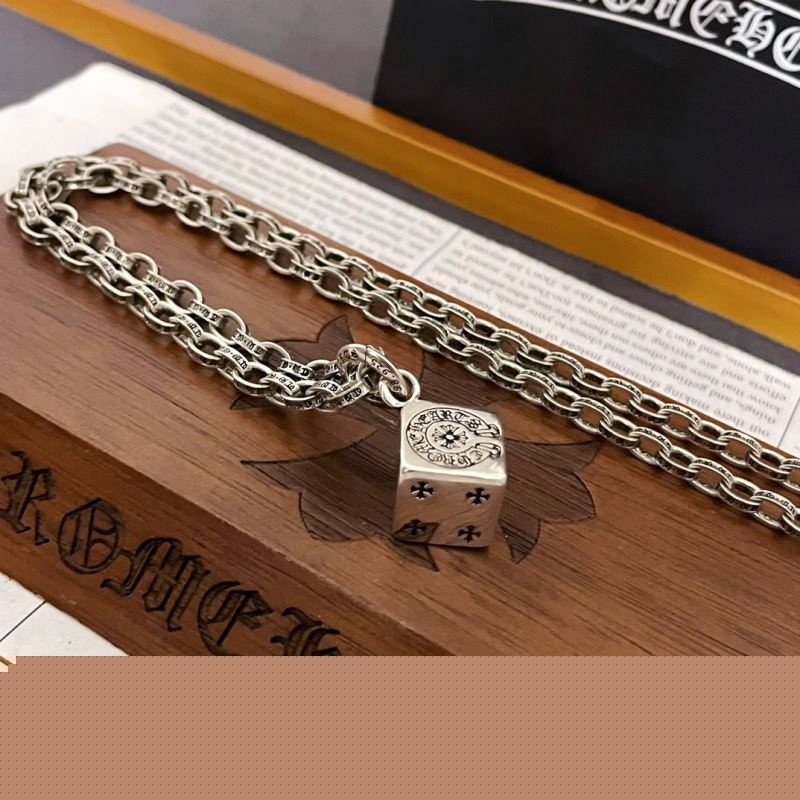 Ch**me He**ts necklaces